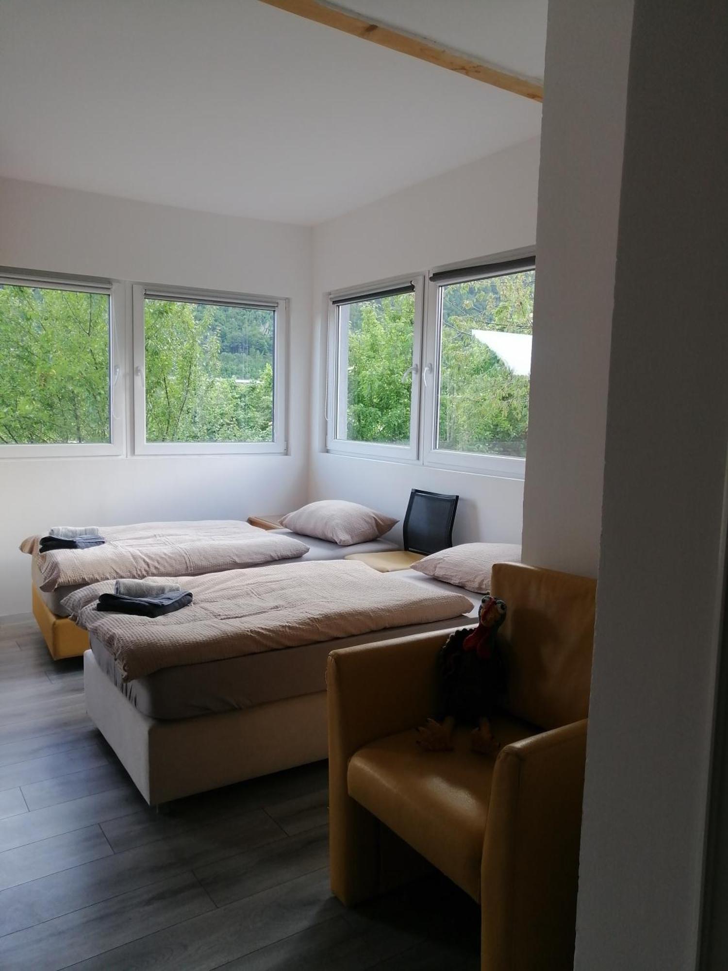 Apartma Zeus Йесенице Екстериор снимка